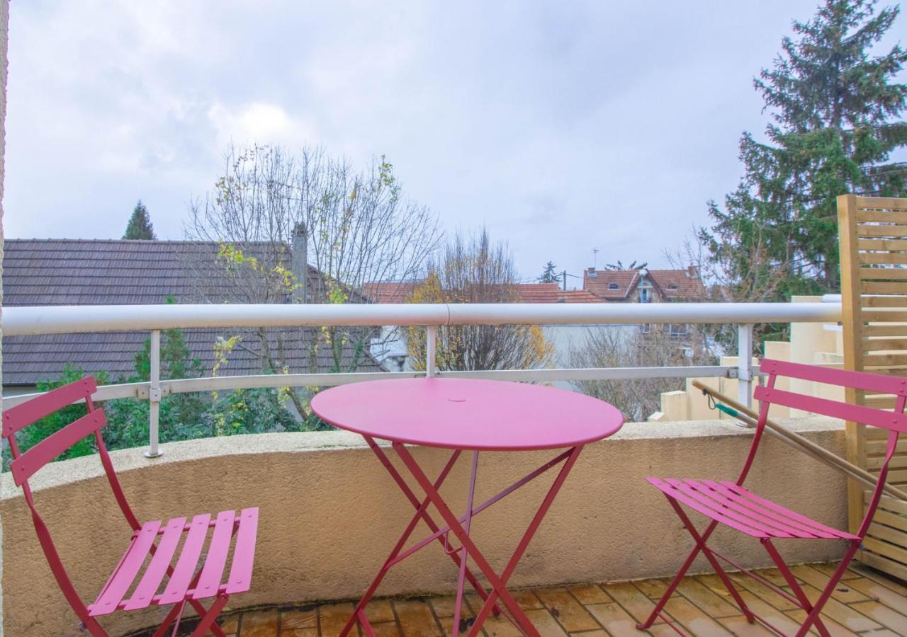 L Escale Entre Disney Et Paris Villiers-sur-Marne Exterior foto